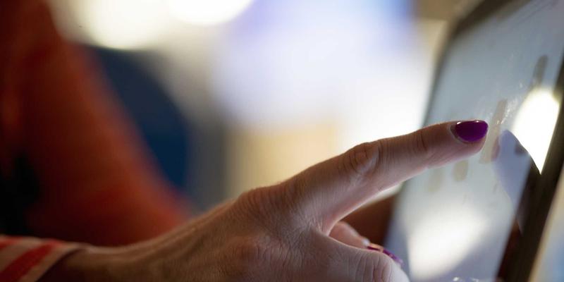 灵兰中医：当千年岐黄之术遇见现代科技，山东老字号如何借网站建设与移动应用开发破局新生？